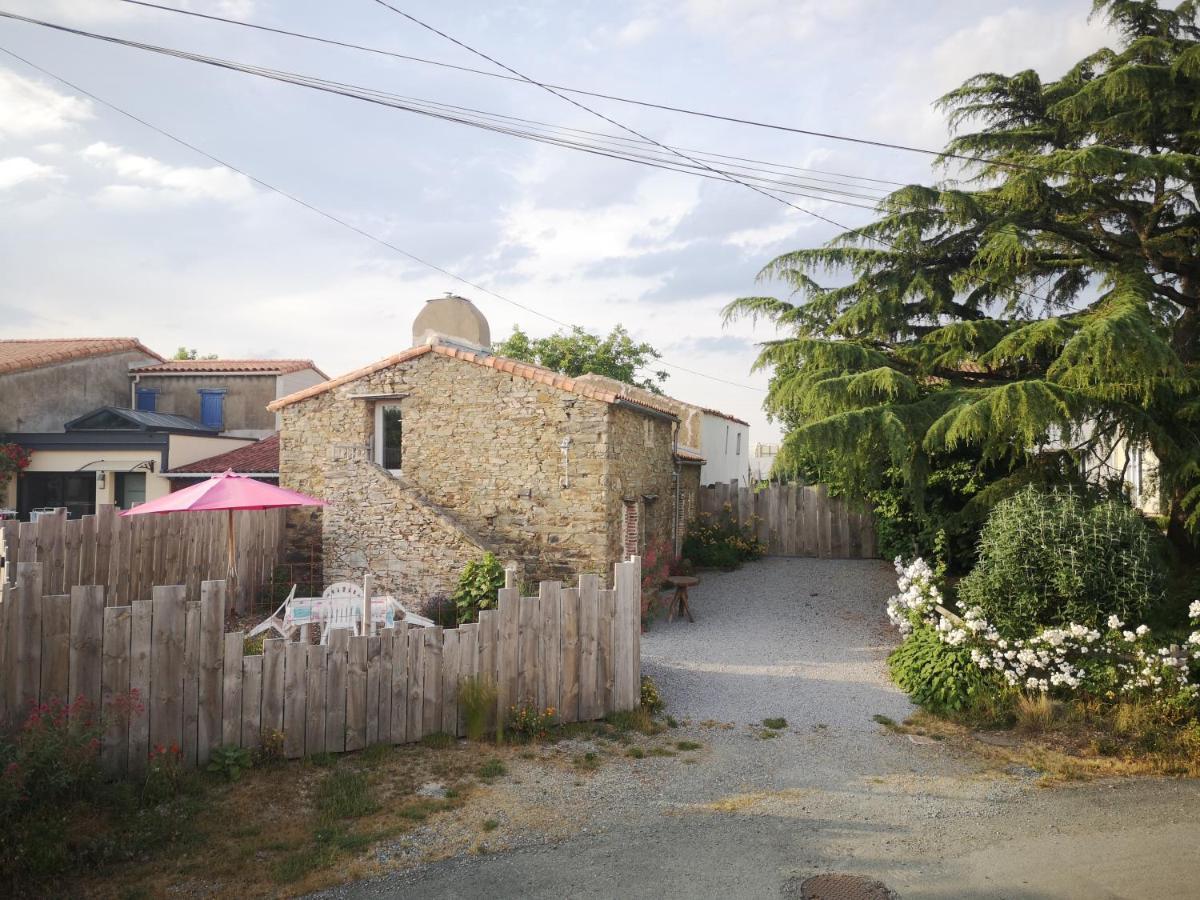 Gite Les Genets Saint-Fulgent Εξωτερικό φωτογραφία